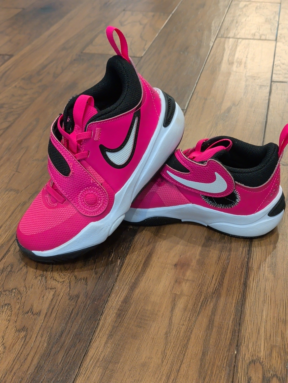Nike Team Hustle D11- Girls 13C